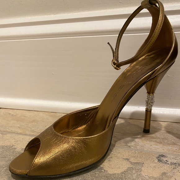GUCCI Bronze Leather Peep Crystal Bamboo Heels - Picture 5 of 11